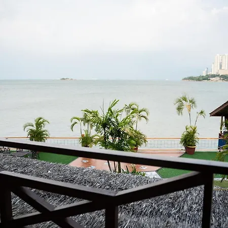 Lost Paradise Resort Batu Ferringhi Exterior photo
