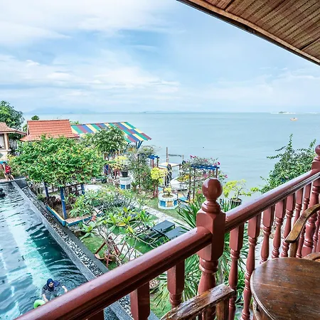 Lost Paradise Resort Batu Ferringhi Exterior photo
