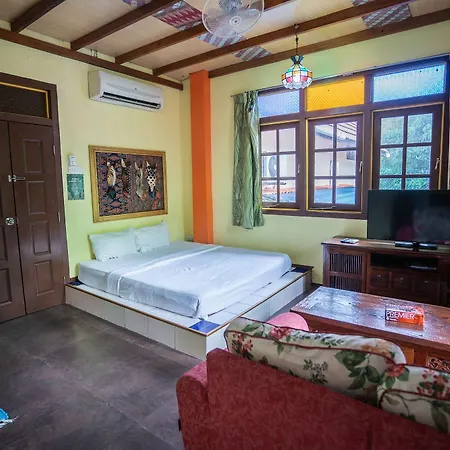 Lost Paradise Resort Batu Ferringhi Exterior photo