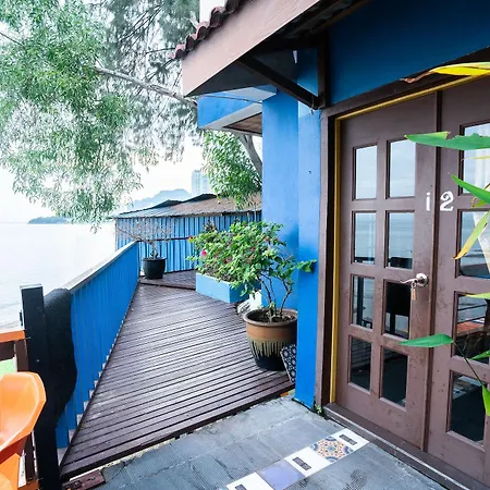 Lost Paradise Resort Batu Ferringhi Exterior photo