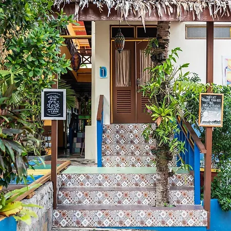 Lost Paradise Resort Batu Ferringhi Exterior photo